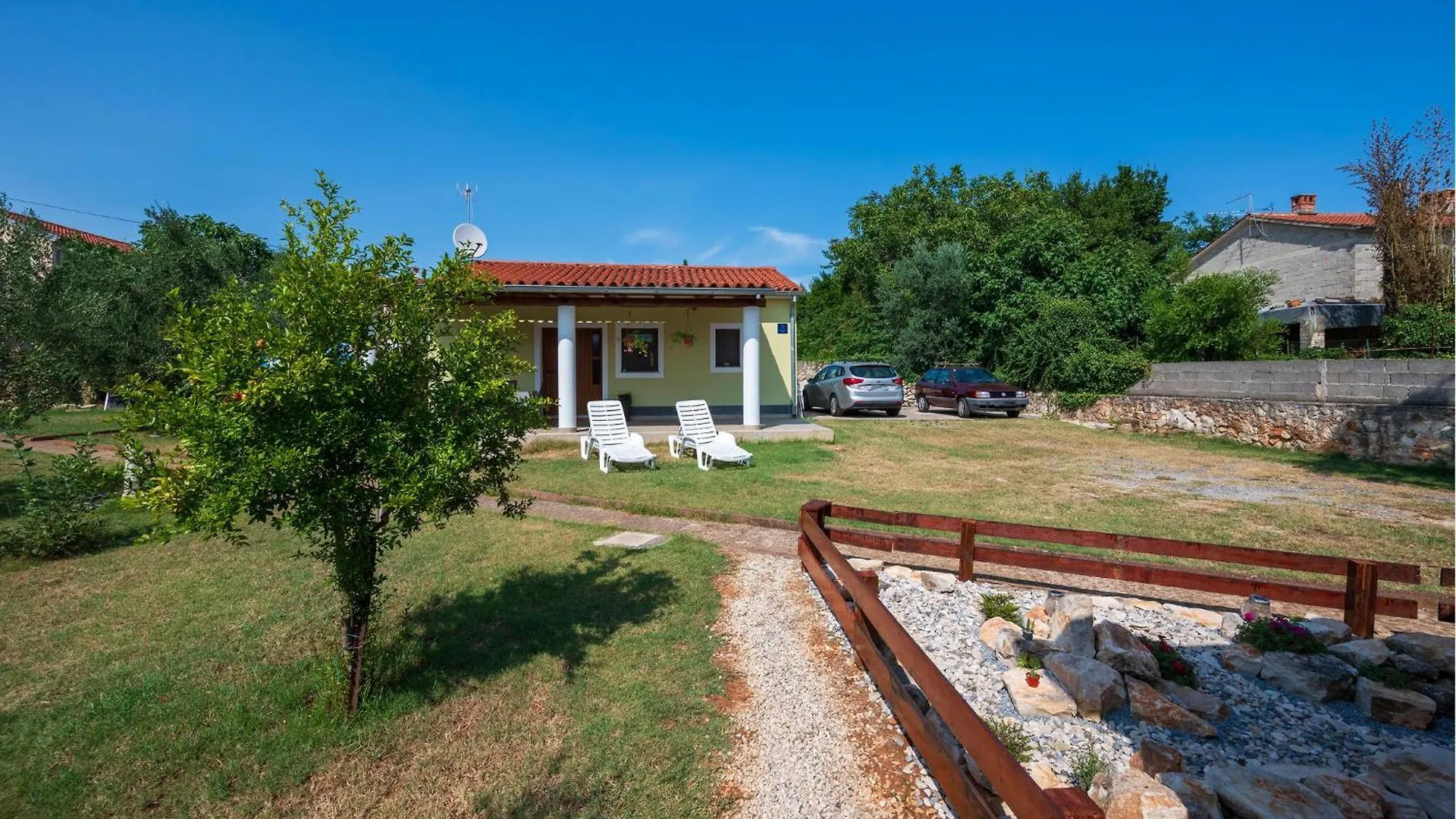 Holiday home Awesome Home In Medulin With Kitchen